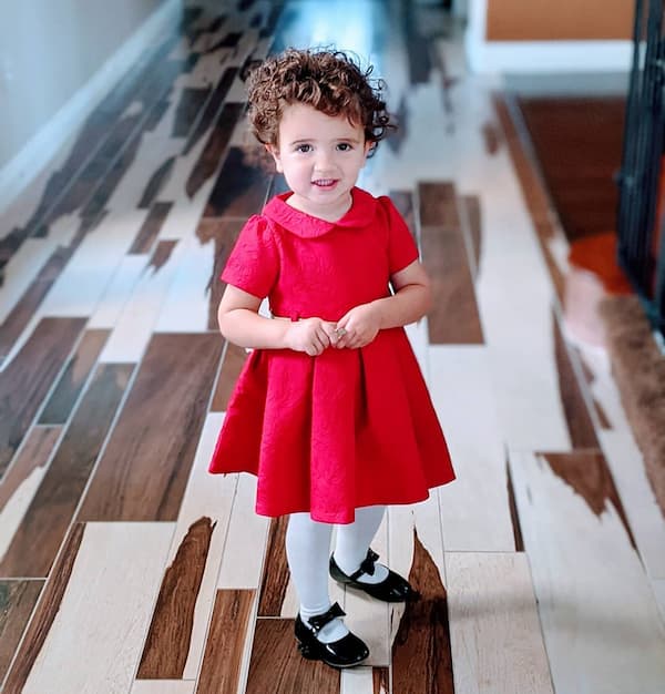 Red Collar Gown + White Socks + Black Cover Shoe