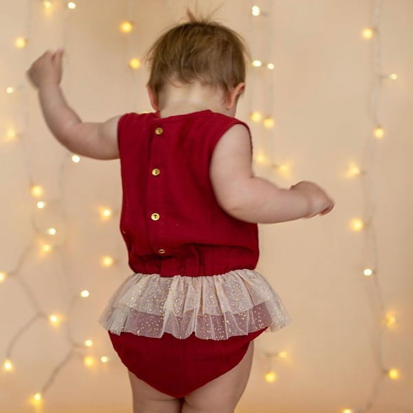 Santa Shirt Suit with a Waist Net Attachment