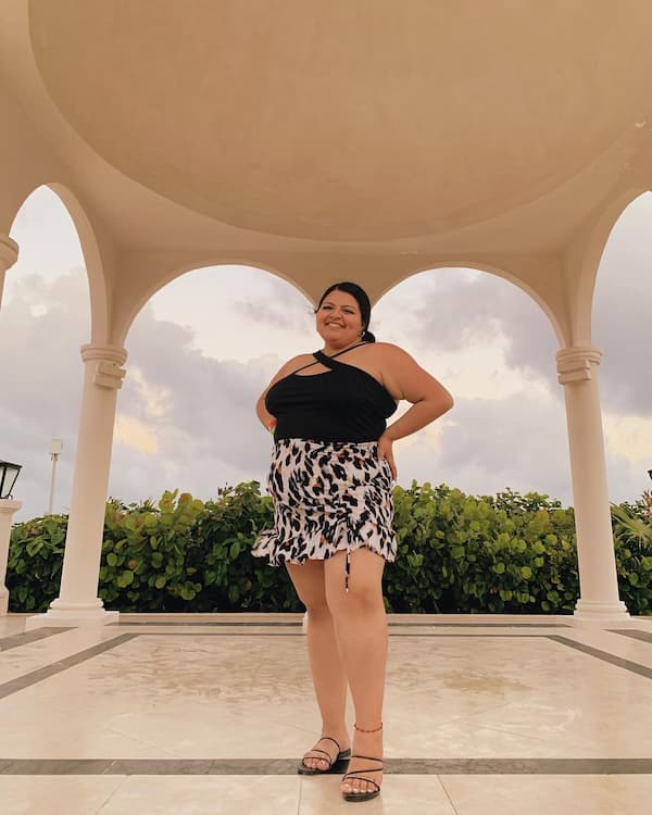 Criss Cross Top + Animal Print Short Shirt + Slippers