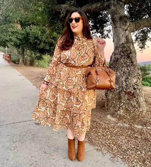 Floral Three-stepped Dress + High Heel Boots + Handbag + Sunglasses