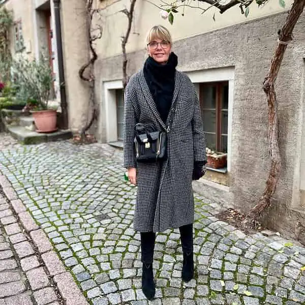 Full Fur Shirt + Trench Coat + Black Jeans + Boots + Handbag