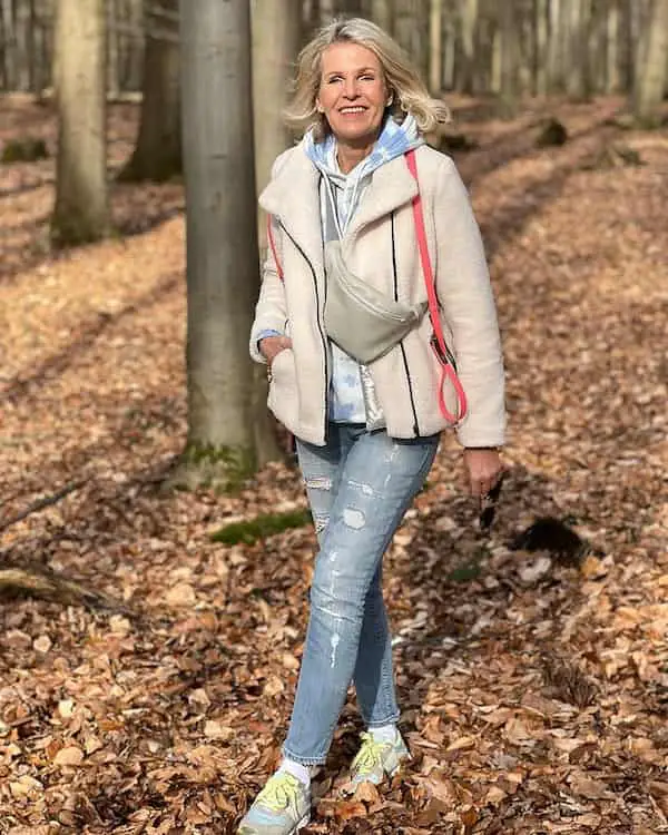 Hoodie + Winter Jacket + Blue Jeans + Sneakers + Shoulder Bag