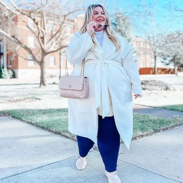 White Shirt + Trench Coat + Blue Jeans + Sneakers + Handbag