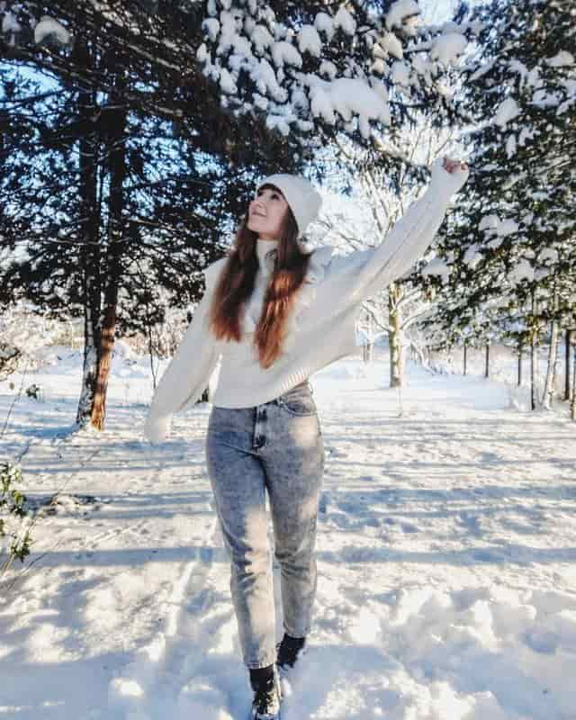 Winter Top + Grey Jeans + Boots + Sweat Cap