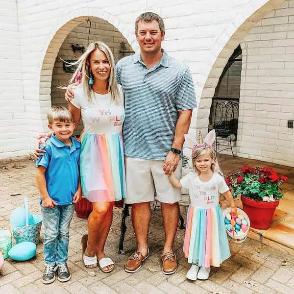 25 Adorable Easter Family Outfits in 2022