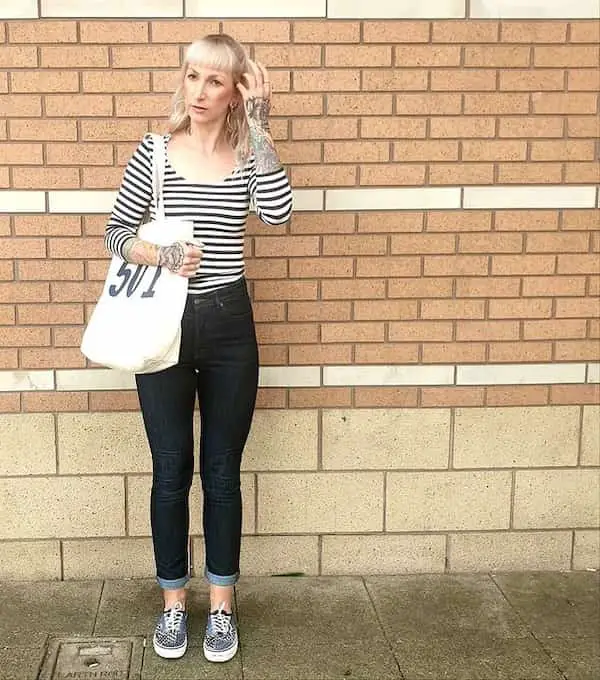 Line Striped Long Sleeve Shirt with Black Jeans Pants + + Van shoes + Maxi handbag