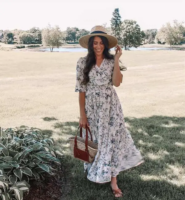 Maxi Dress + Midi Handbag + Hat + Sandals