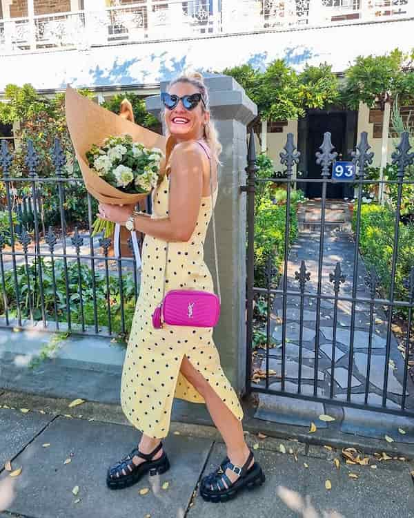 One-Hand Floral Dress with Sandals + Mini Handbag + Sunglasses